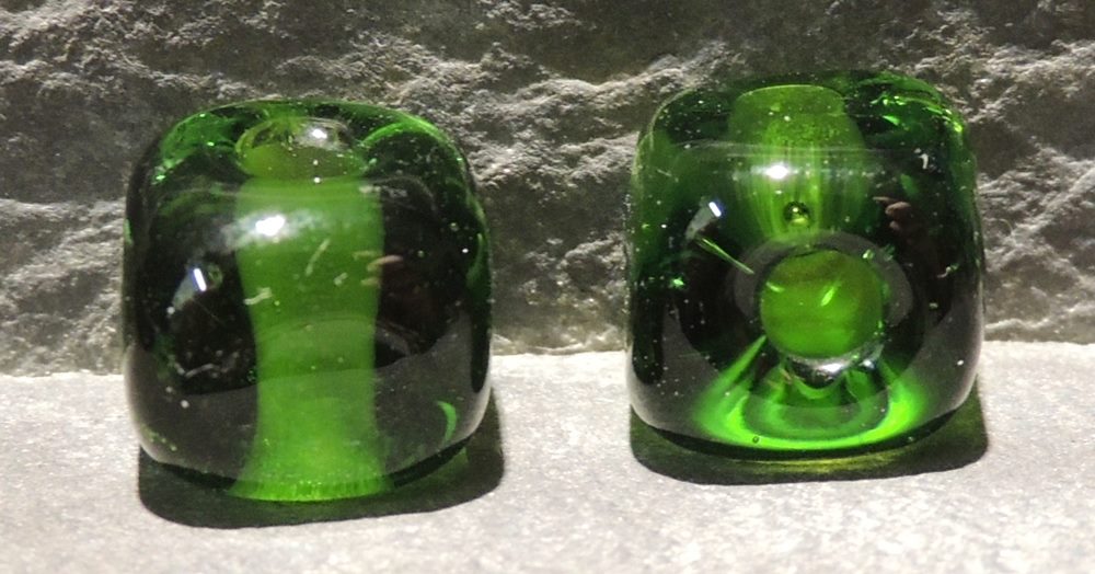 Glasperle Einfarbig Würfel