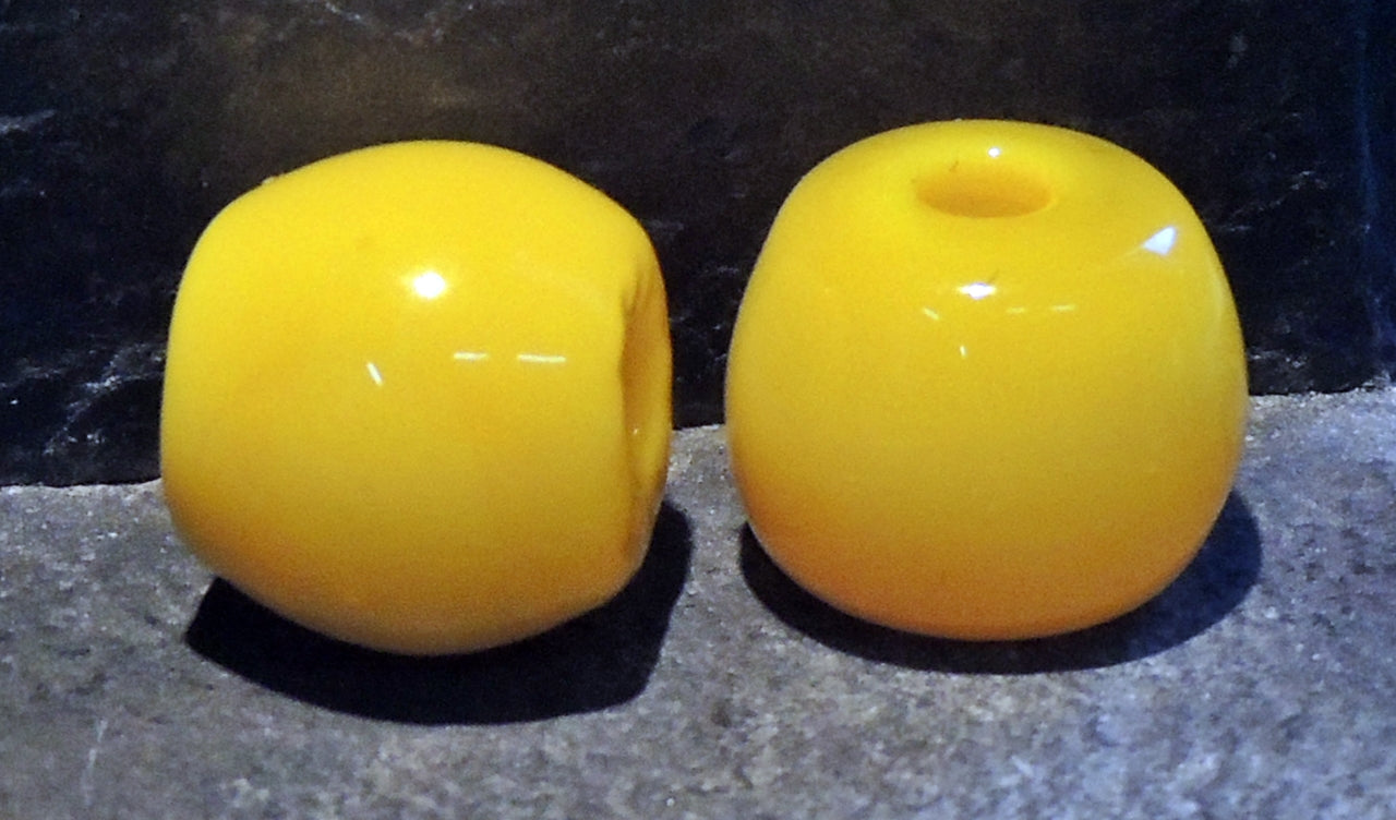 Glasperle Einfarbig Tonne